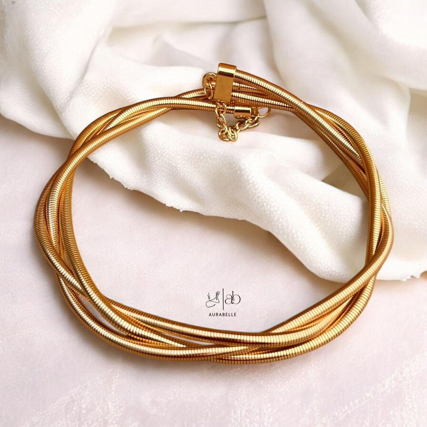 Vintage Twisted Choker
