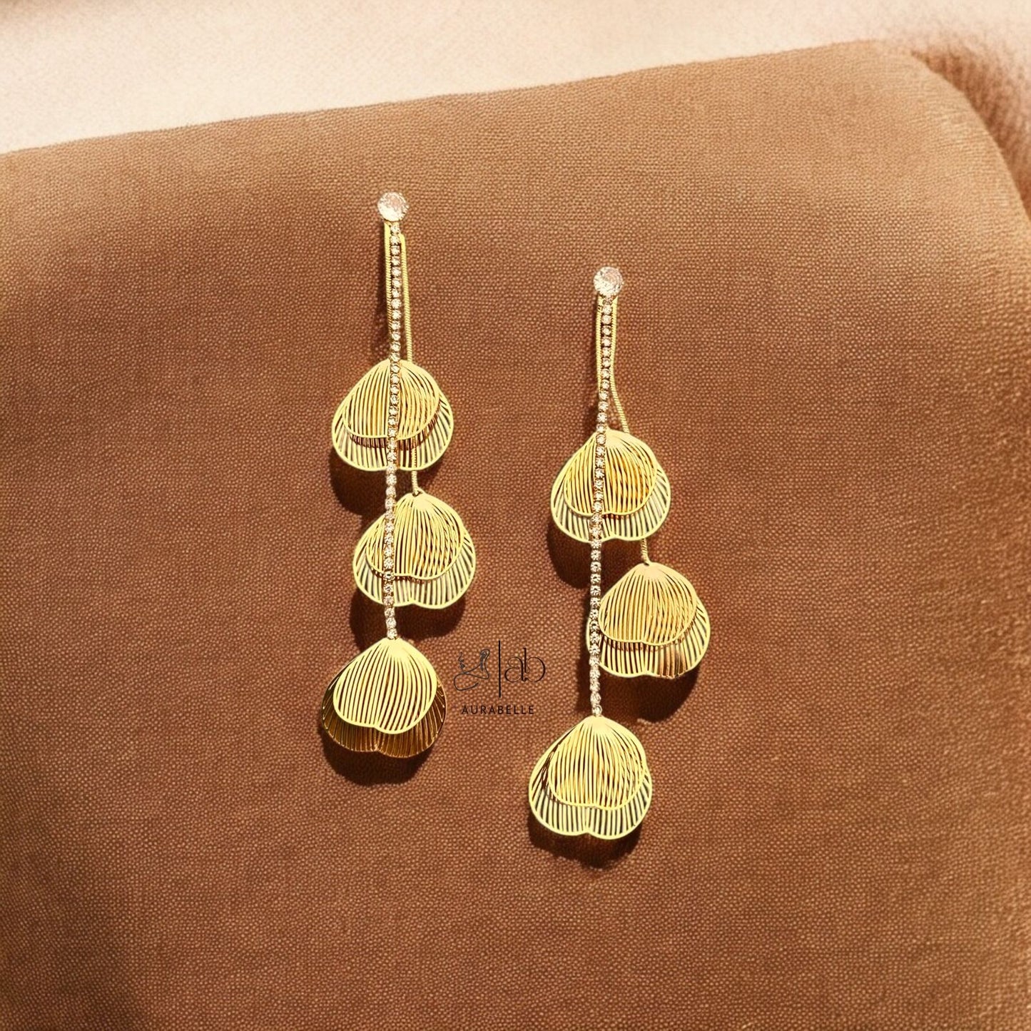 Luxe Leaf Trails
