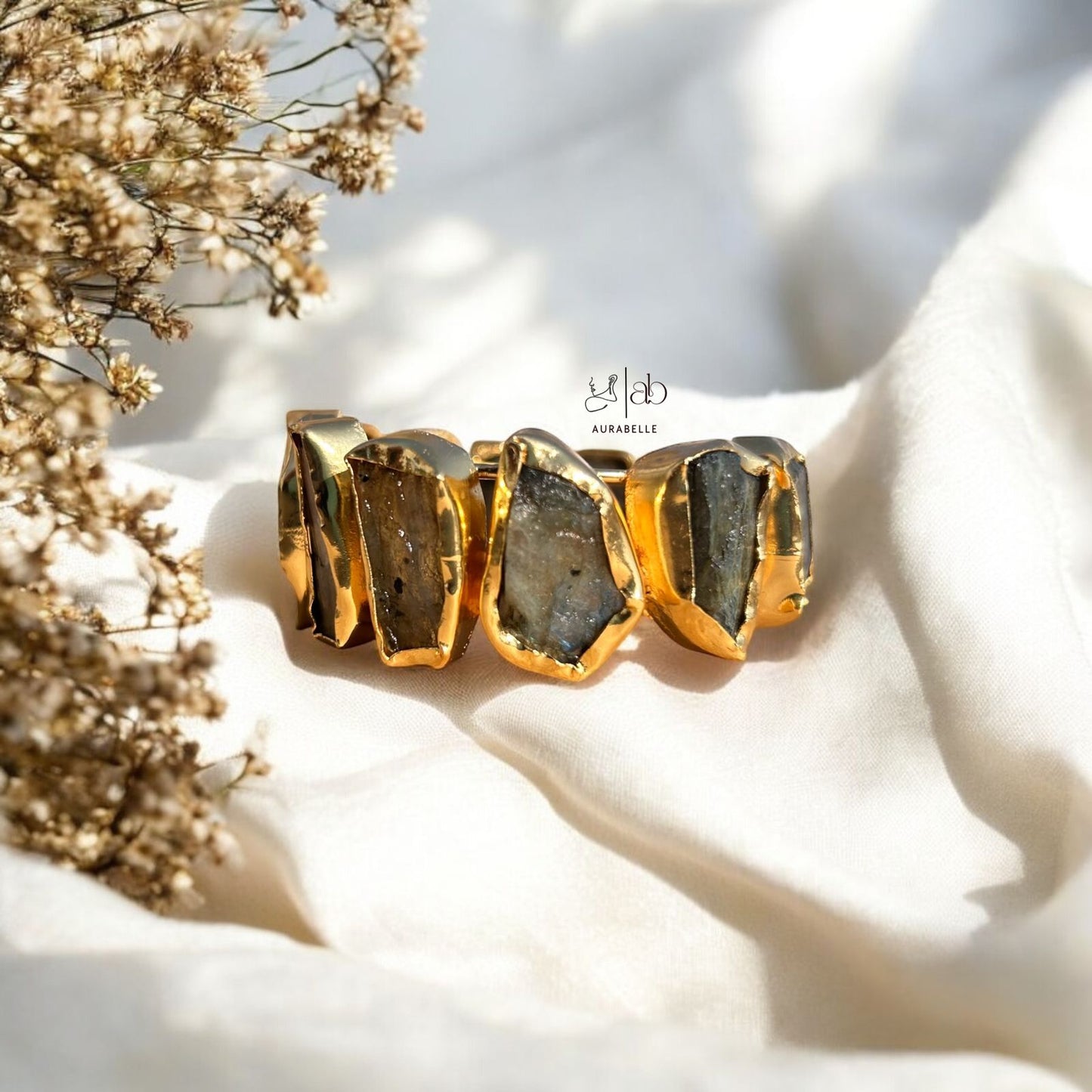 Aura cuffs