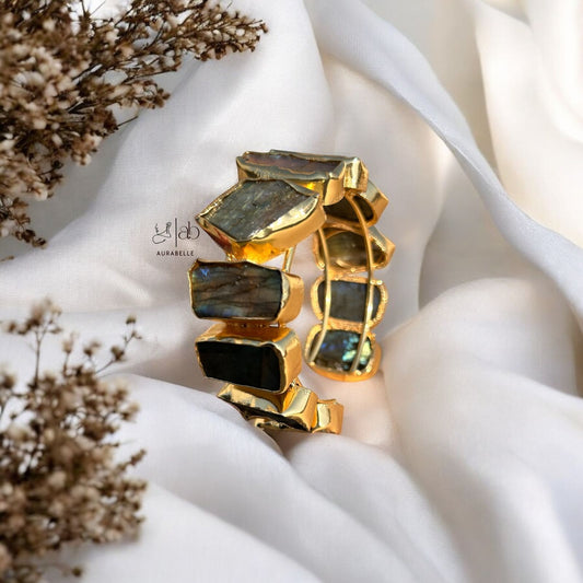 Aura cuffs